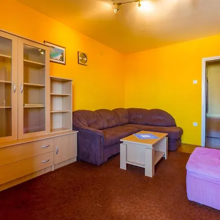 Apolic Apartment